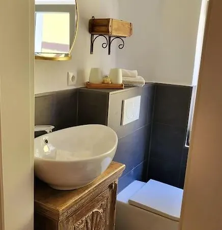 Ferienhaus-leutesdorf Rheinzeit 614 Schones Haus Direkt Am Rhein *