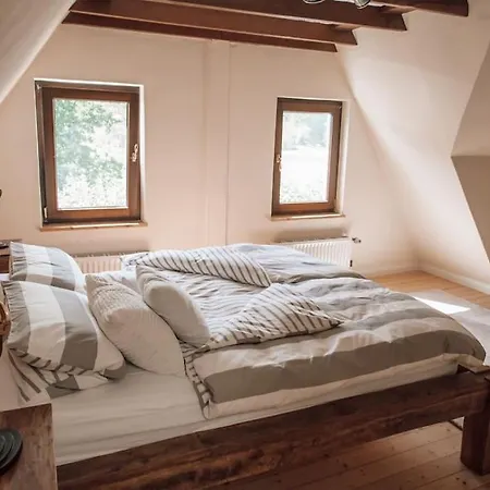 Ferienhaus-leutesdorf Rheinzeit 614 Schones Haus Direkt Am Rhein Casa de Férias
