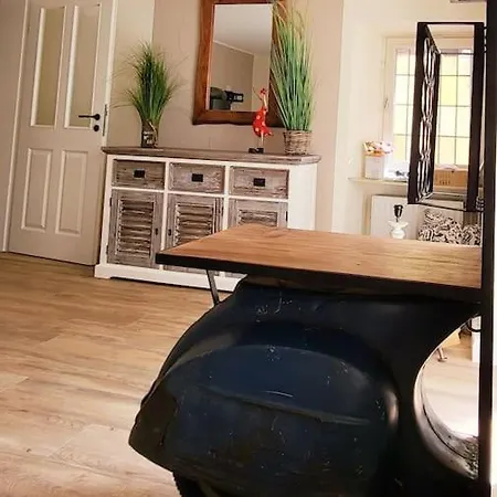 Ferienhaus-leutesdorf Rheinzeit 614 Schones Haus Direkt Am Rhein Casa de Férias *