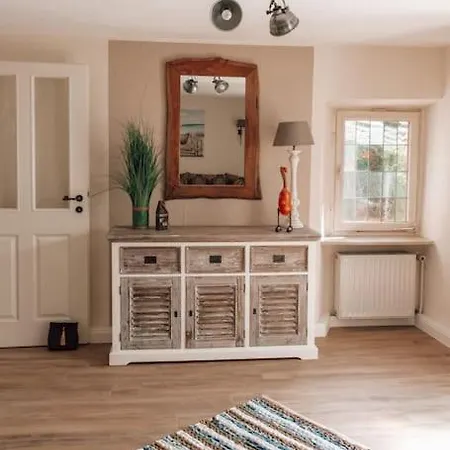 Ferienhaus-leutesdorf Rheinzeit 614 Schones Haus Direkt Am Rhein Casa de Férias