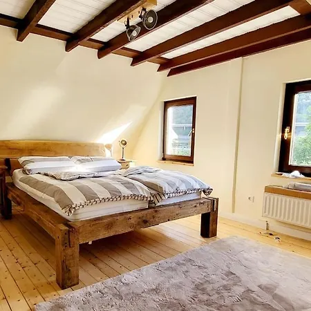 Ferienhaus-leutesdorf Rheinzeit 614 Schones Haus Direkt Am Rhein *